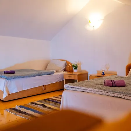 Nevenko 3* Kupres (Canton 10)