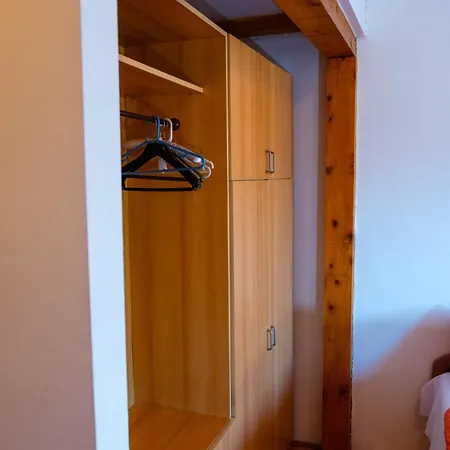 Konukevi Nevenko Kupres (Canton 10)