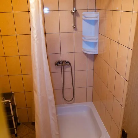 Konukevi Nevenko Kupres (Canton 10)